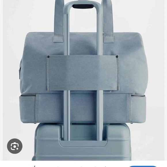 NWT Beis x Gap Denim Blue Weekender Bag - Picture 5 of 6